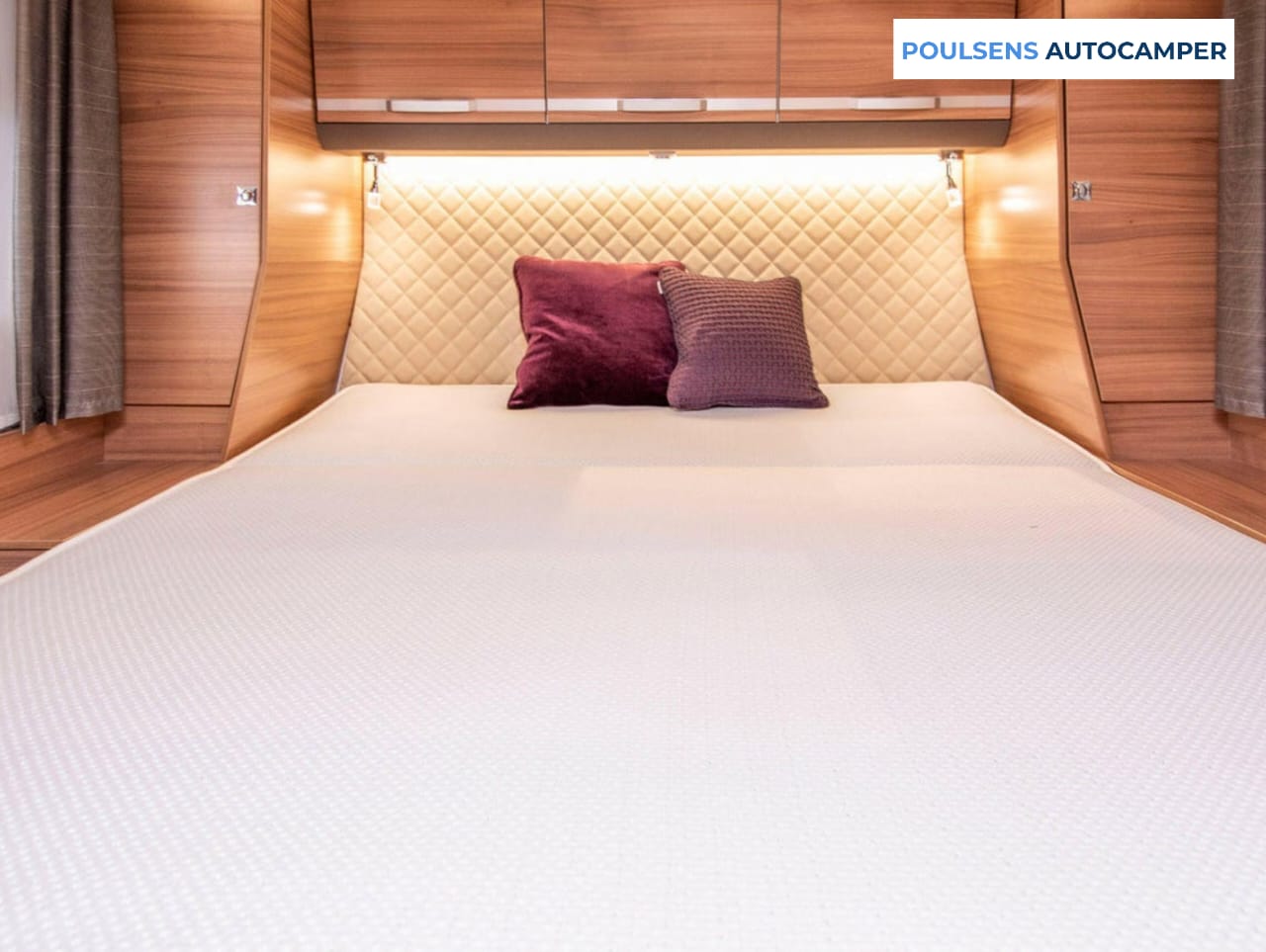 Espace couchage du Adria MATRIX 670 SC 2020 avec lit central