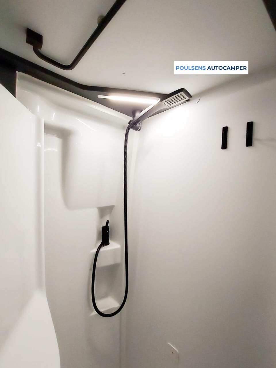 Salle de bain du Adria Twin Supreme 640 SLB