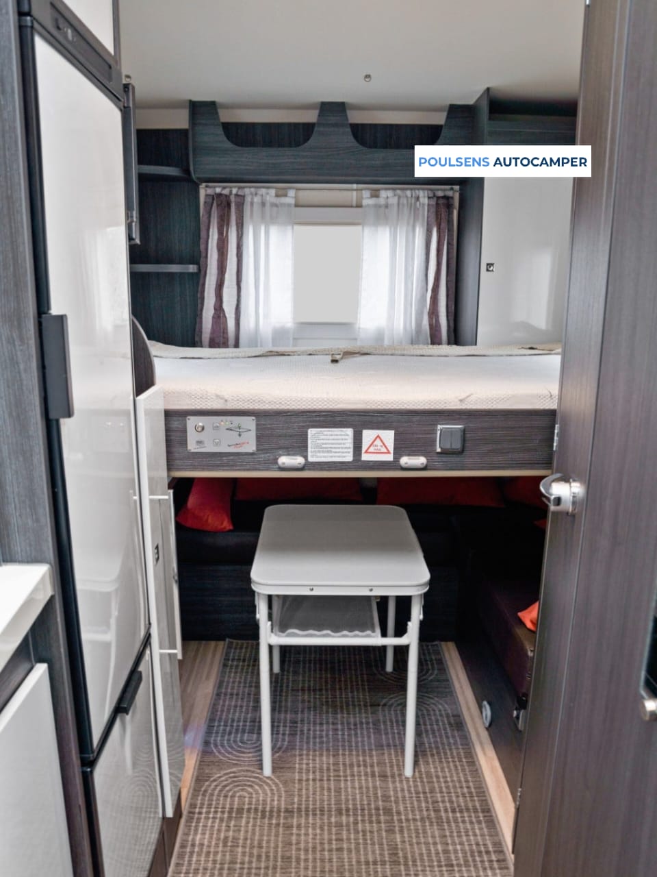 Espace couchage du Benimar Mileo 282