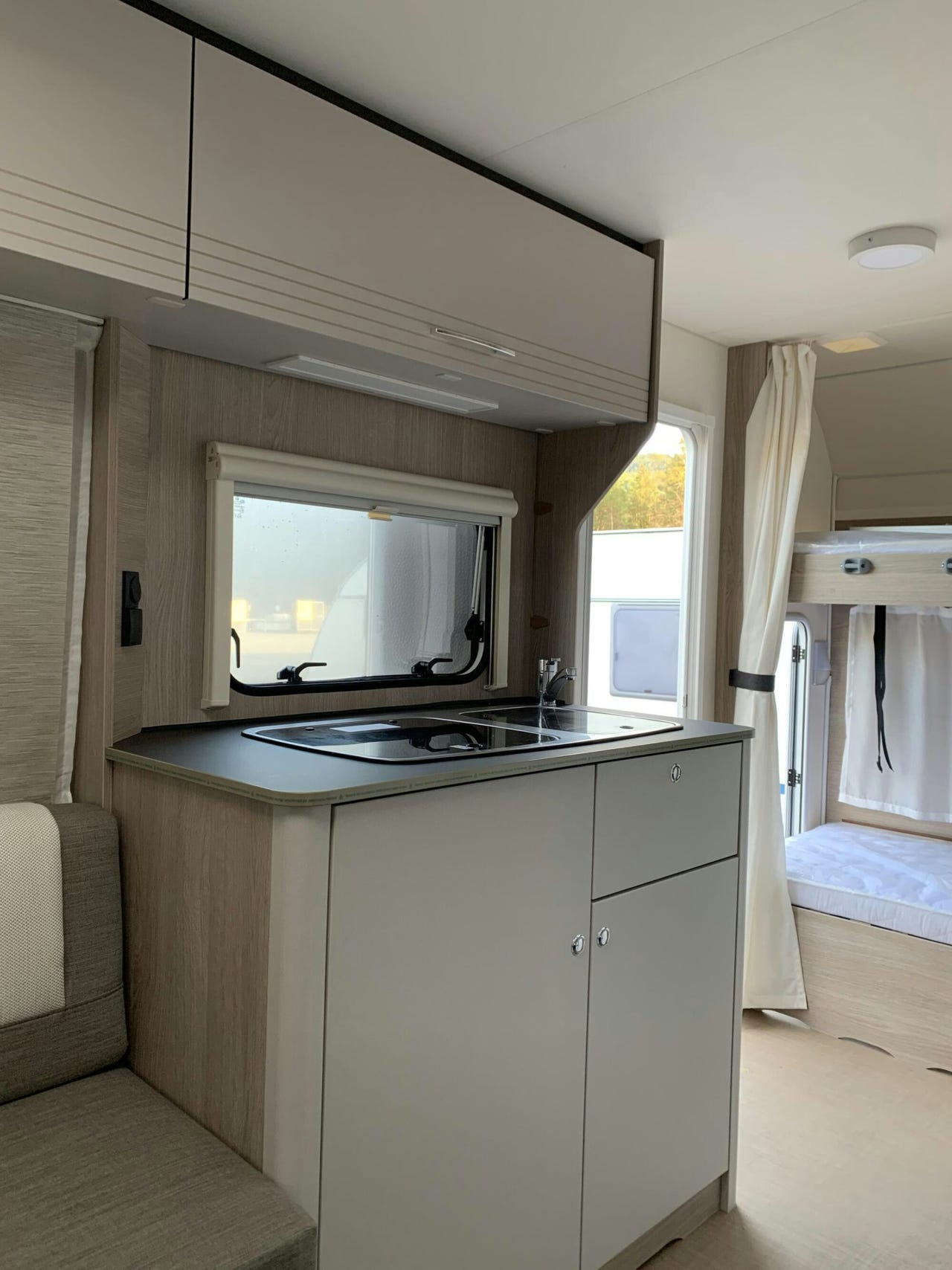 Cuisine de la Bürstner Premio Life 490 TK