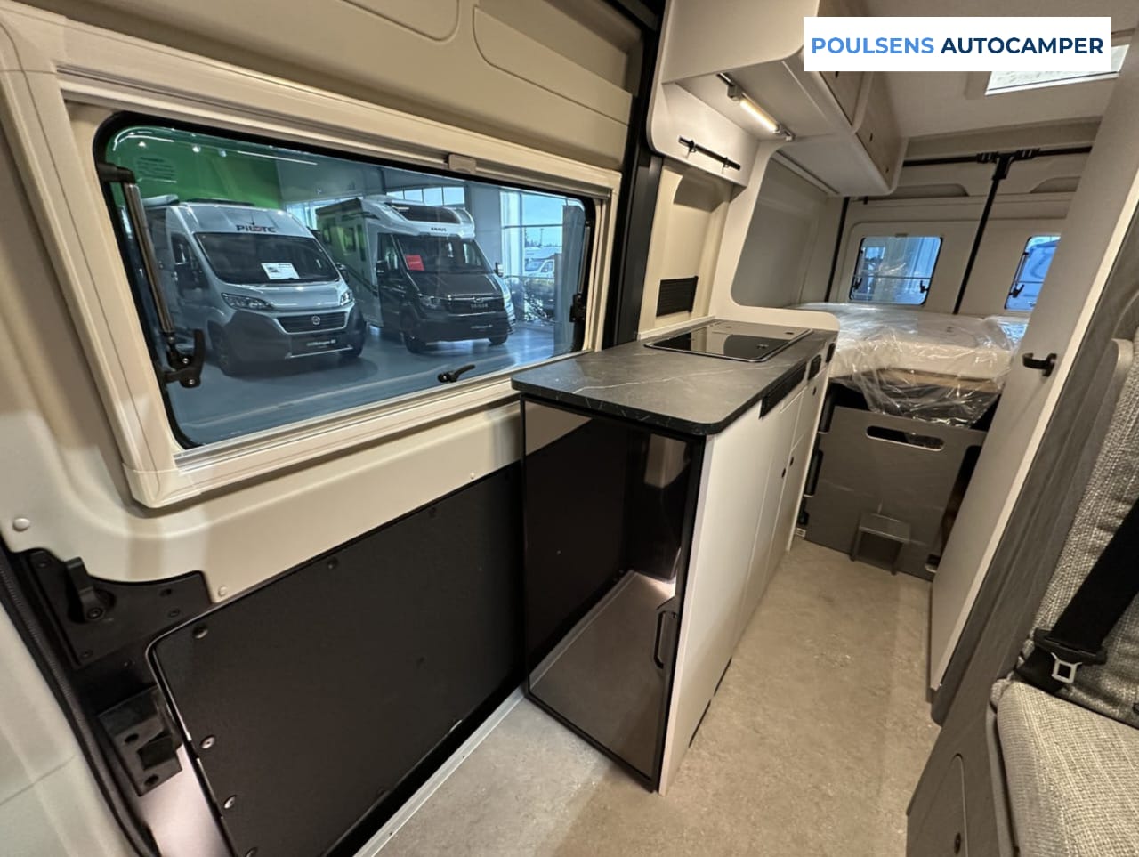 Cuisine du camping‑car Etrusco CV 640 SB 2026 avec rangements