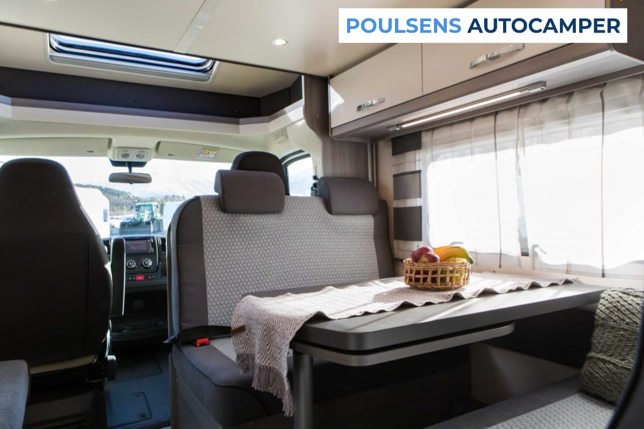 Salon intérieur du Hobby T65 HKM