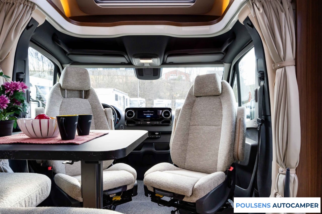 Salon intérieur du Hymer BMC T 580 2022 