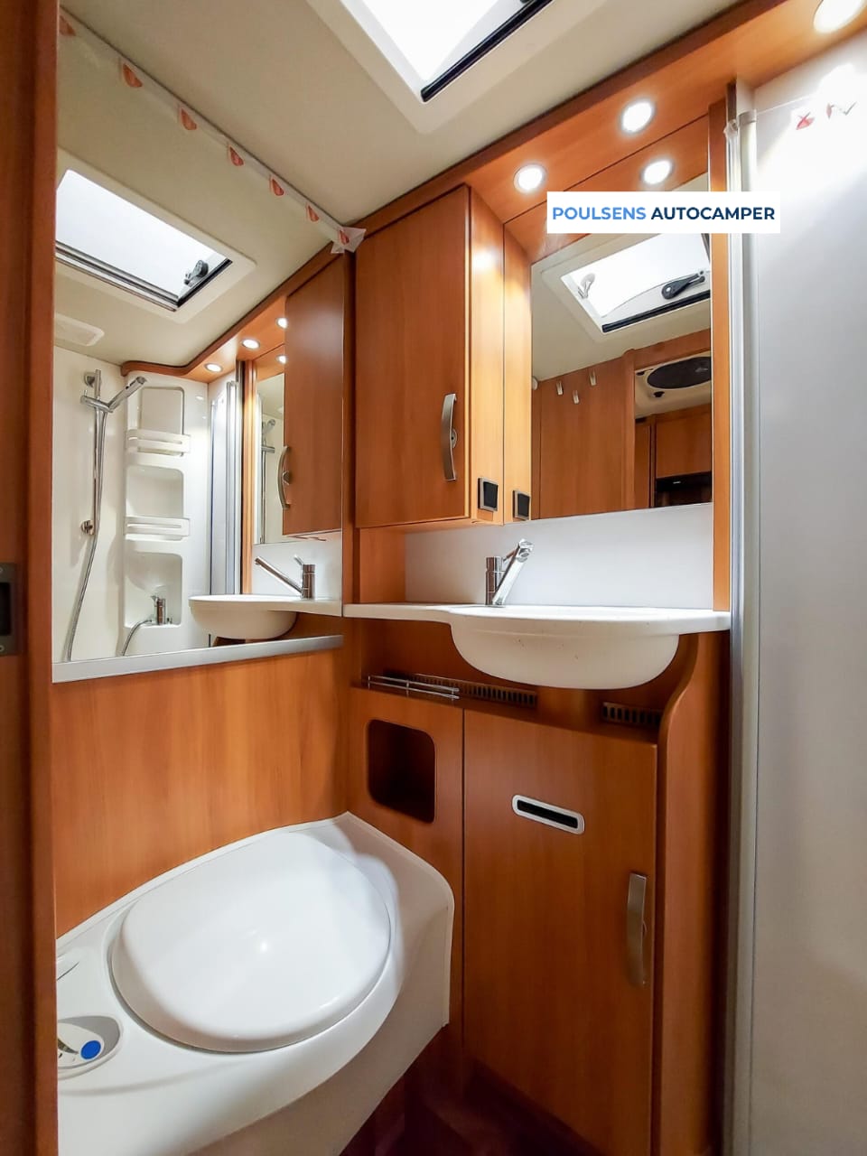 Salle de bain du Hymer MLT 580