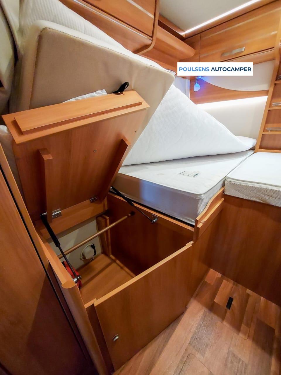 Espace couchage du Hymer MLT 580 avec lits simples