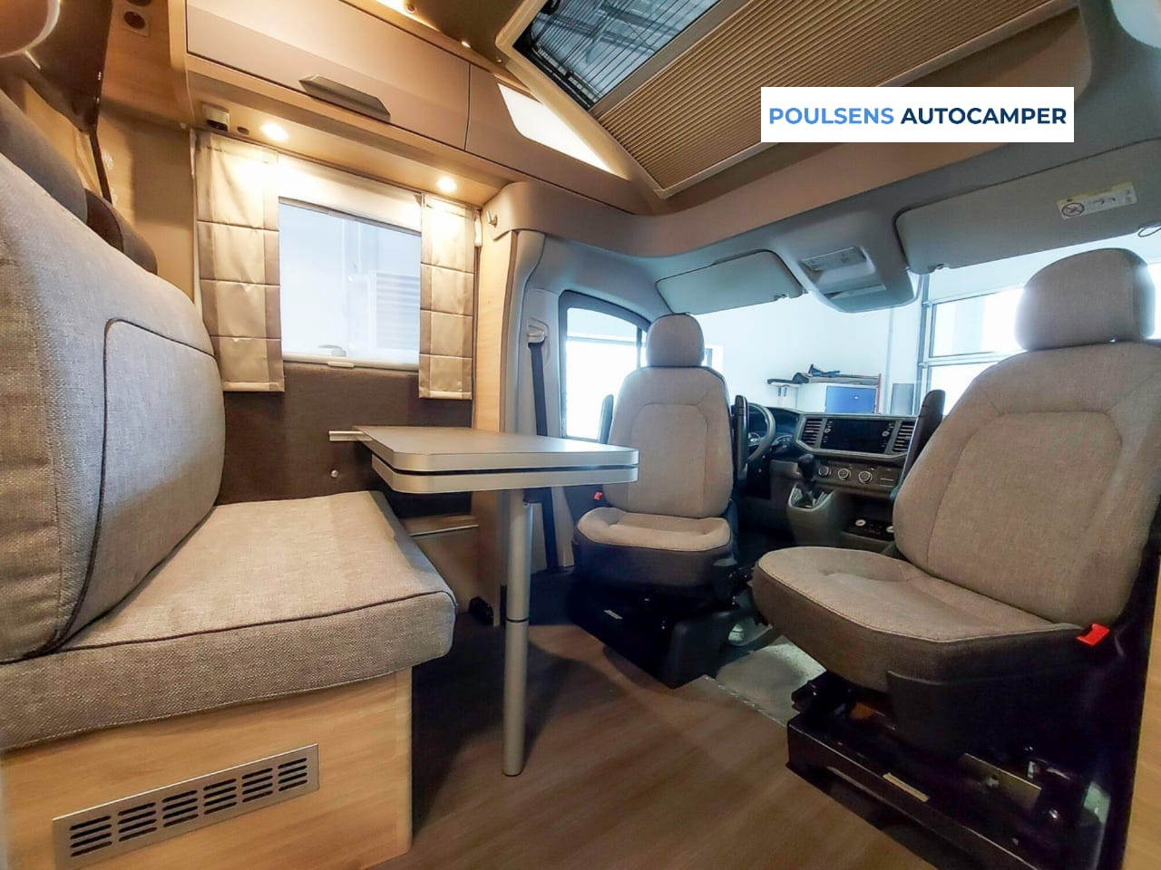 Salon intérieur du Knaus Van Ti 650 Platinum Selection 4×4