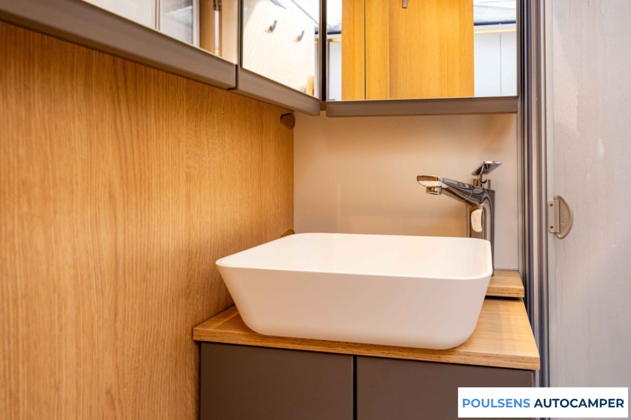 Salle de bain du LMC Tourer Lift H 660 2022