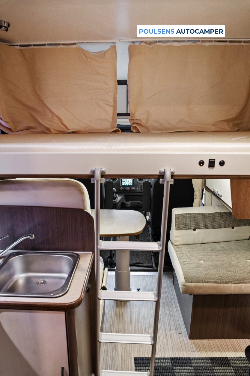 Salon intérieur du Rimor 97F3